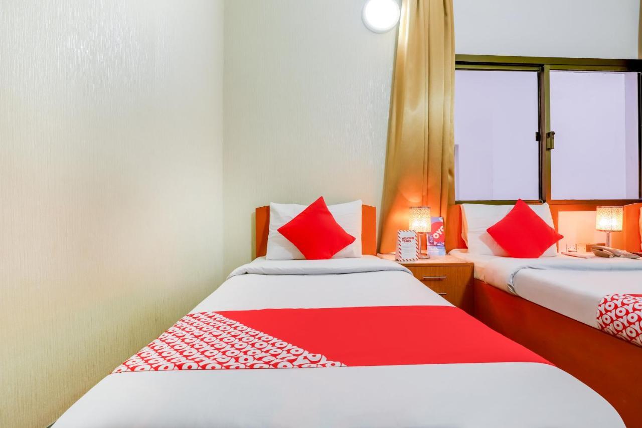 Oyo 339 Vienna Hotel Дубай Экстерьер фото